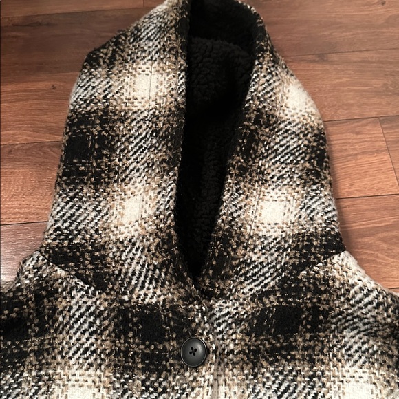 Design Lab fall shacket. Large - Picture 3 of 6